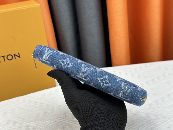 LVコピーウォレット側面デザイン